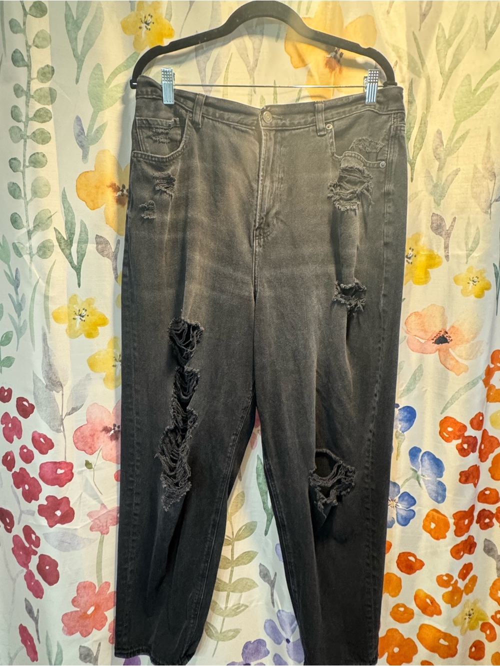 Black Distressed Women’s Jeans - Relaxed Mom Jean